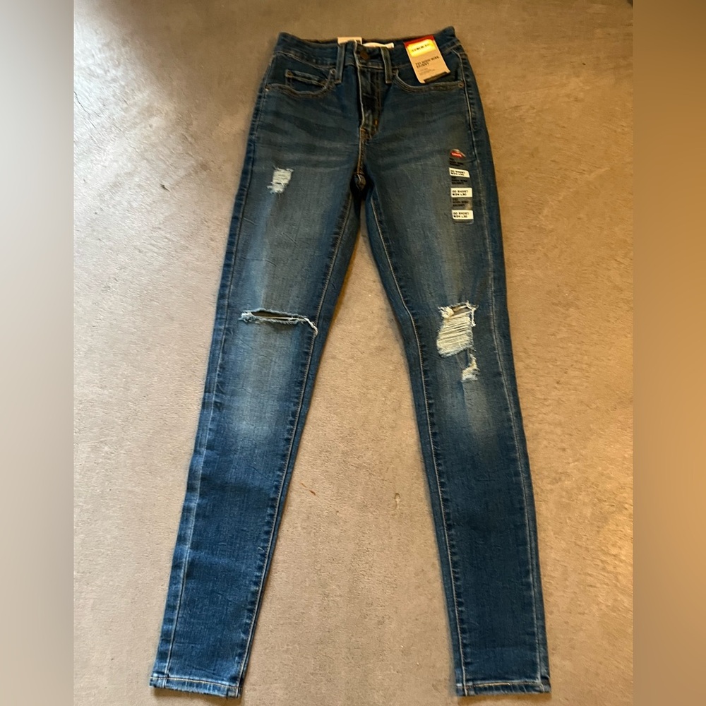 Levi's Women's High Rise Skinny Jeans